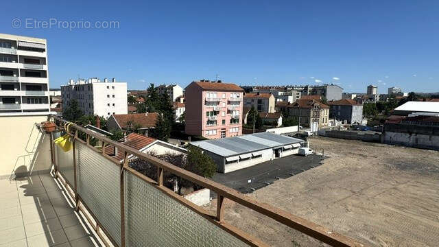 Proche gare, appartement rénové, 2 chambres, garage, balcons, climatisation - photo 12
