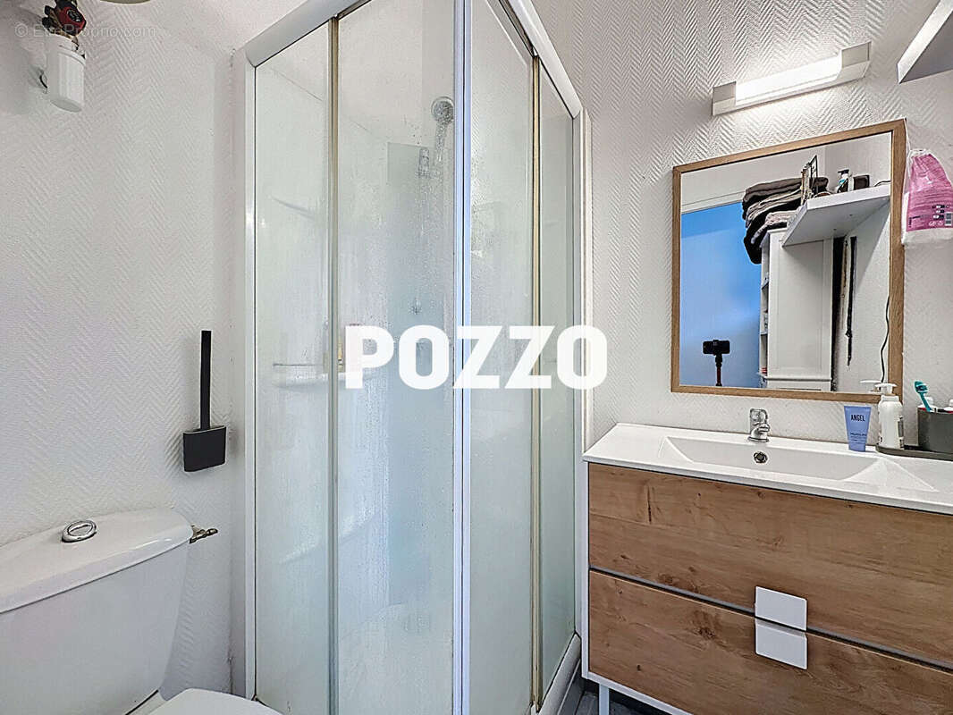 Appartement à CAROLLES