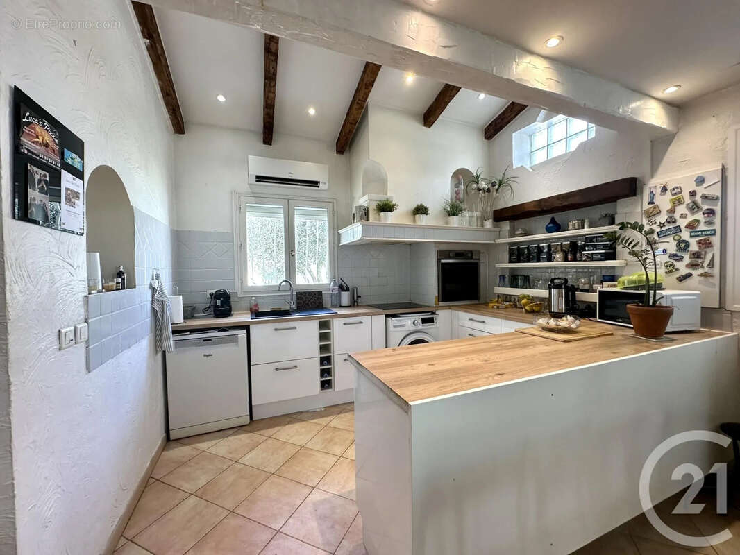 Maison à SIX-FOURS-LES-PLAGES