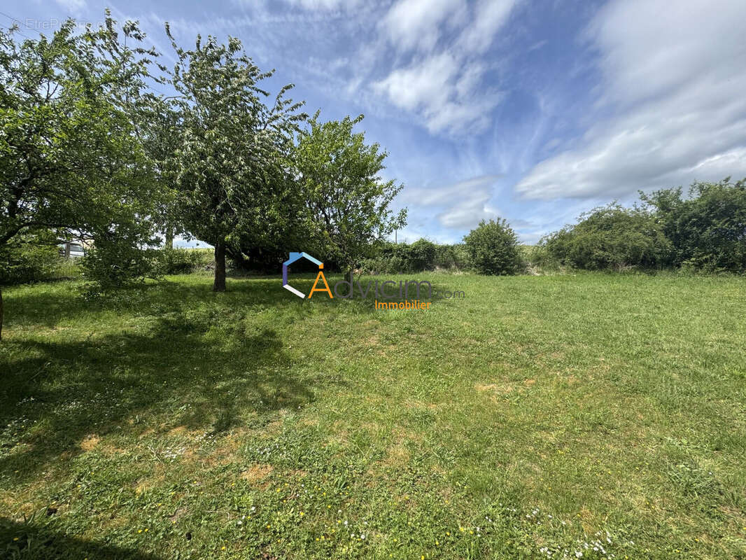 Maison à ESSOMES-SUR-MARNE