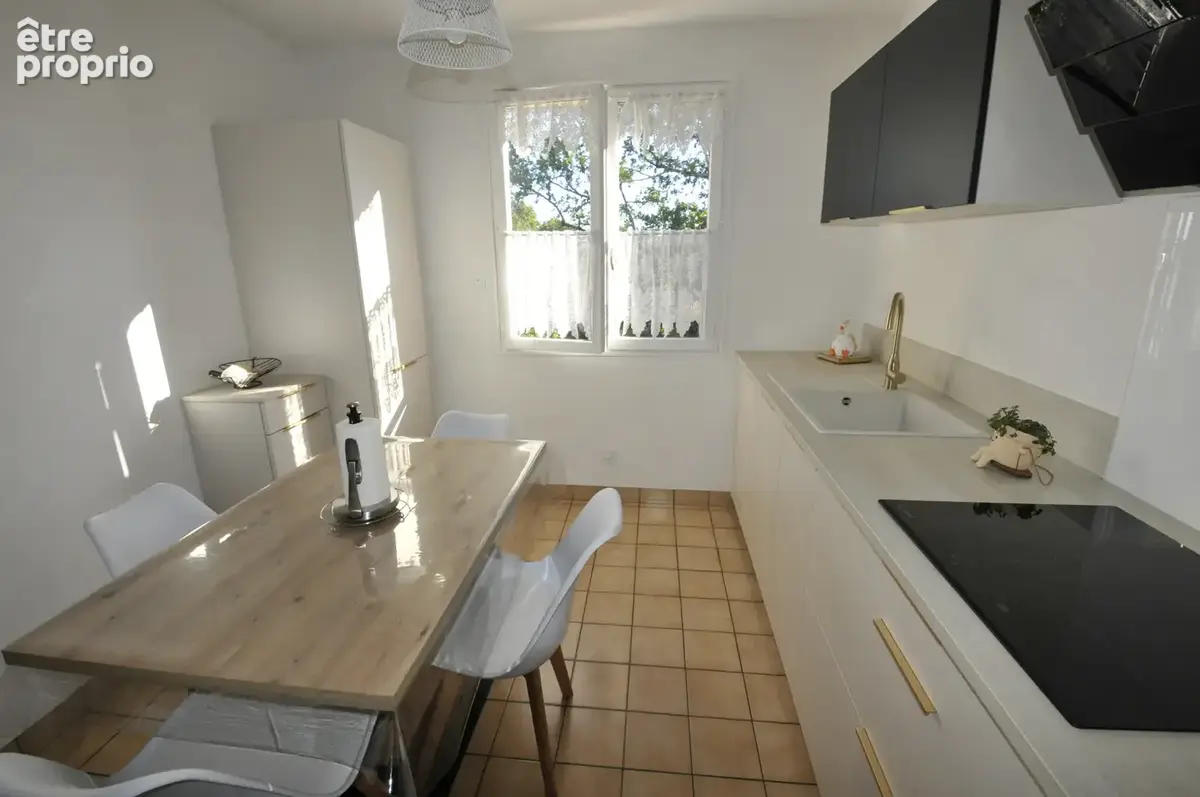 Maison sur sous sol semi enterré de 124m2 sur Boisseuil, La planche - photo 19
