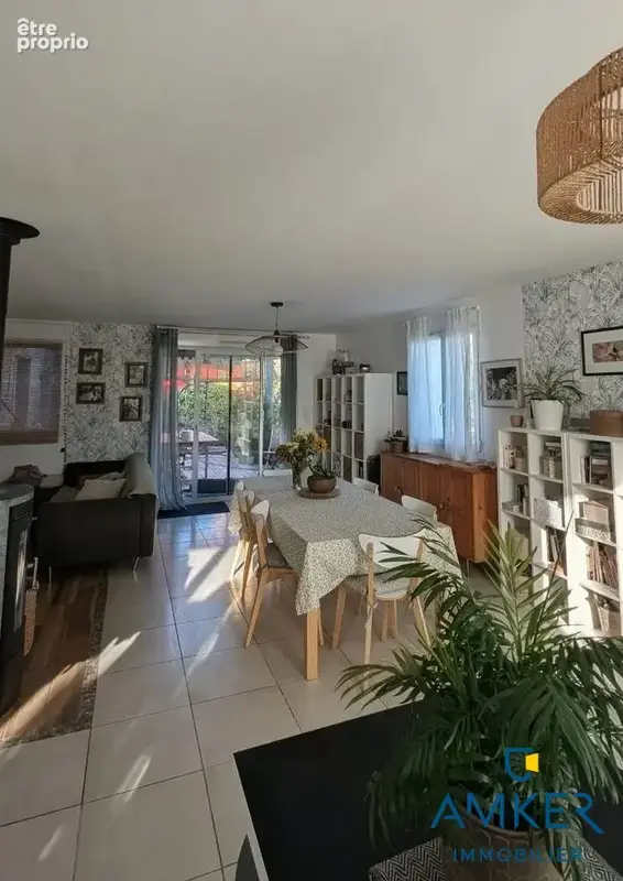 Maison 5 pièces 97 m² à vendre à Basse-Goulaine (44115) - photo 2