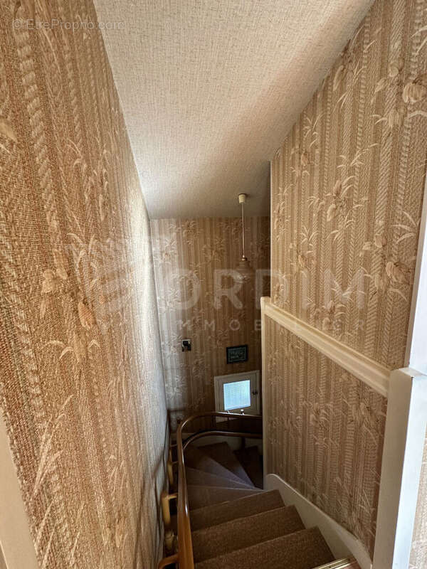 Maison à COSNE-COURS-SUR-LOIRE