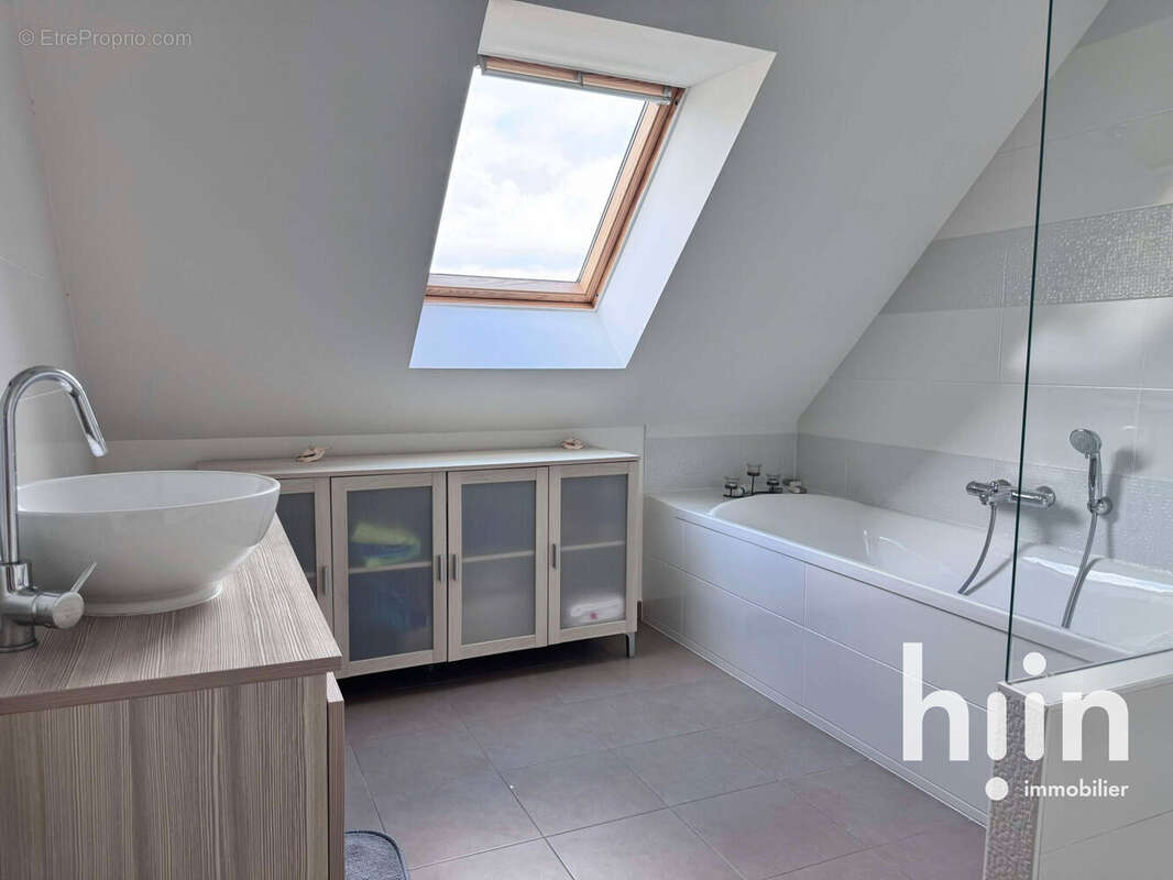 Maison à SAINT-ARMEL