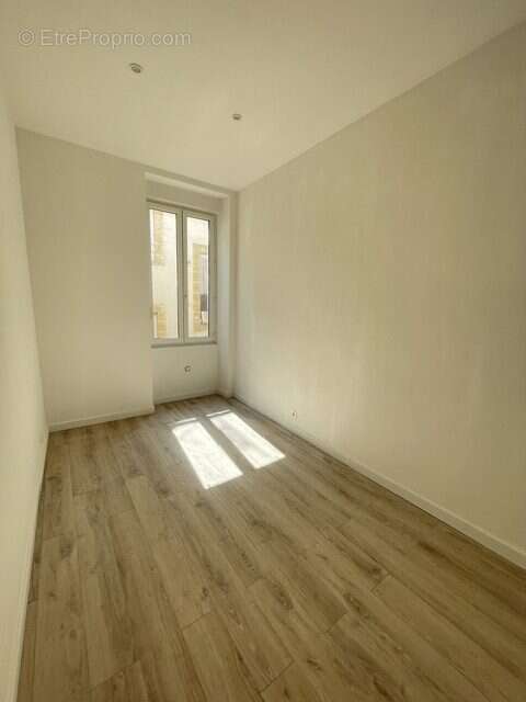 Appartement 65 m² à Nimes  - photo 6