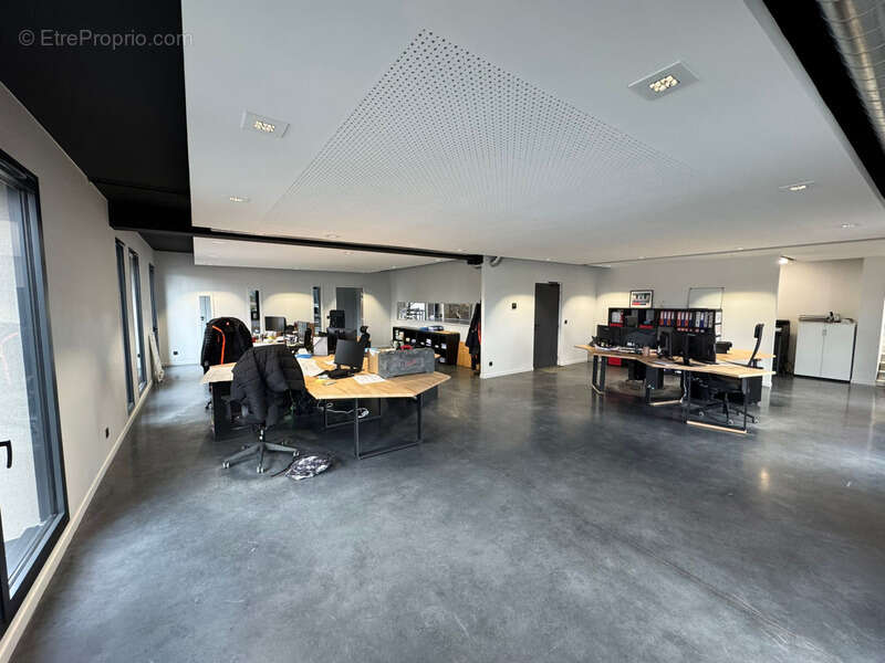 Commerce à BRETTEVILLE-SUR-ODON