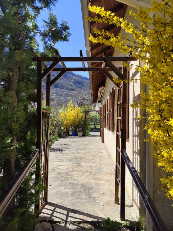 Maison à L'ARGENTIERE-LA-BESSEE