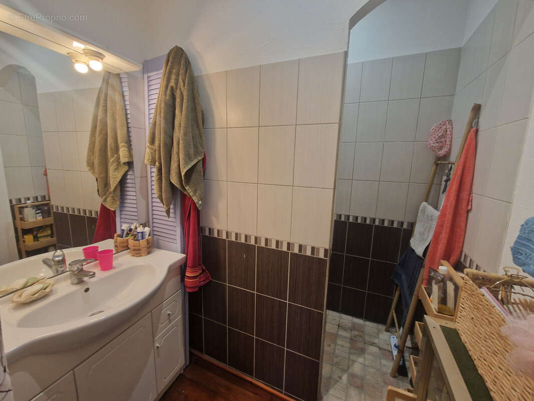 Maison de village en très bon état - photo 6