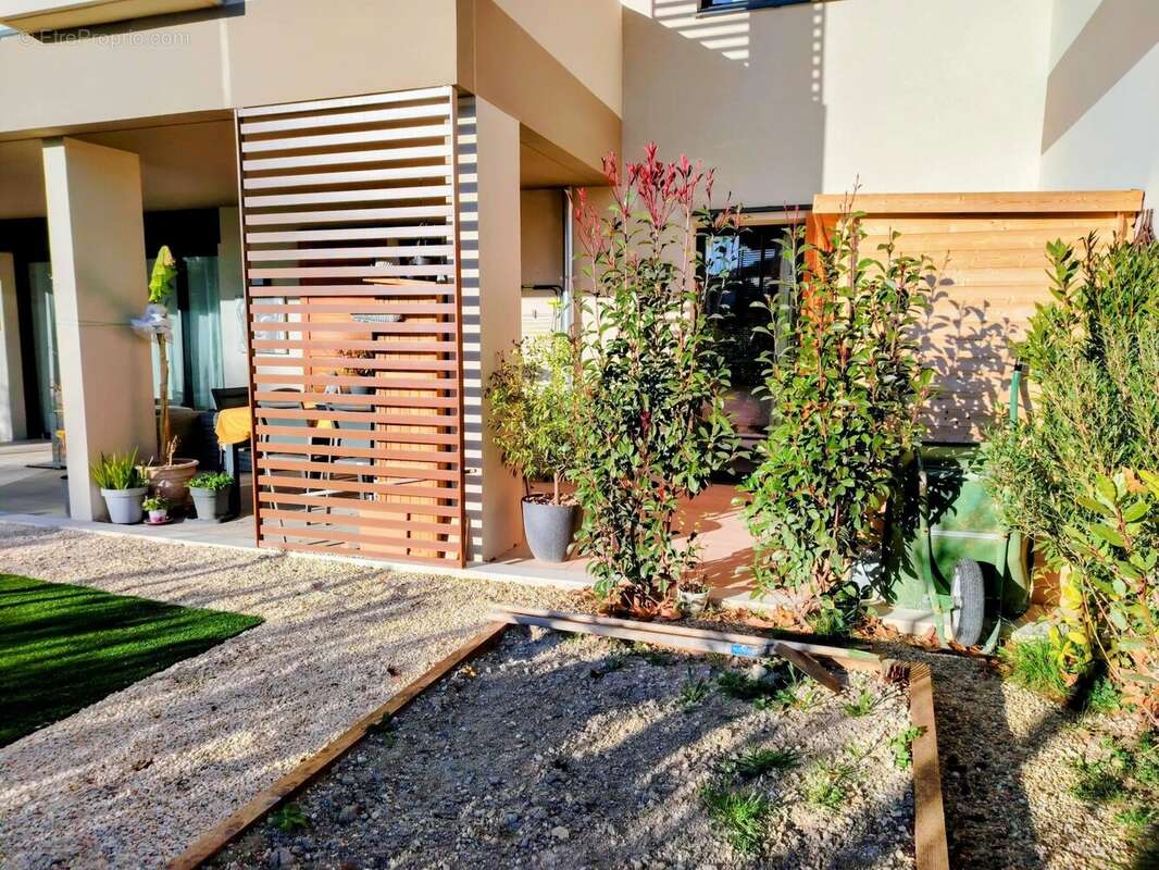 Appartement à VENTABREN