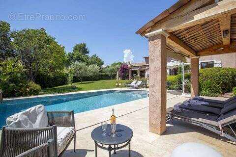 Maison 233 m² à Valbonne  - photo 3