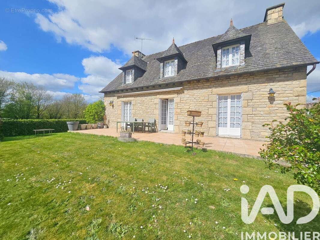 Maison 158 m² à Merillac  - photo 4