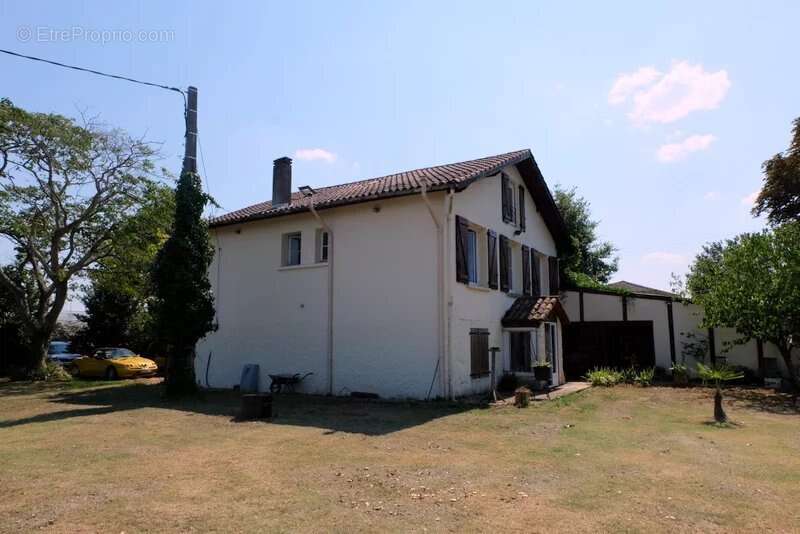 Maison à CLAIRAC