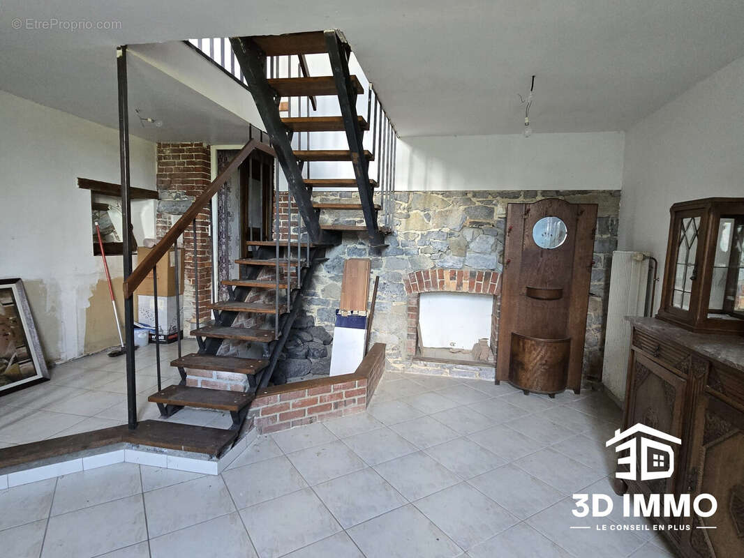 Maison 189 m² à Eppe-Sauvage  - photo 8