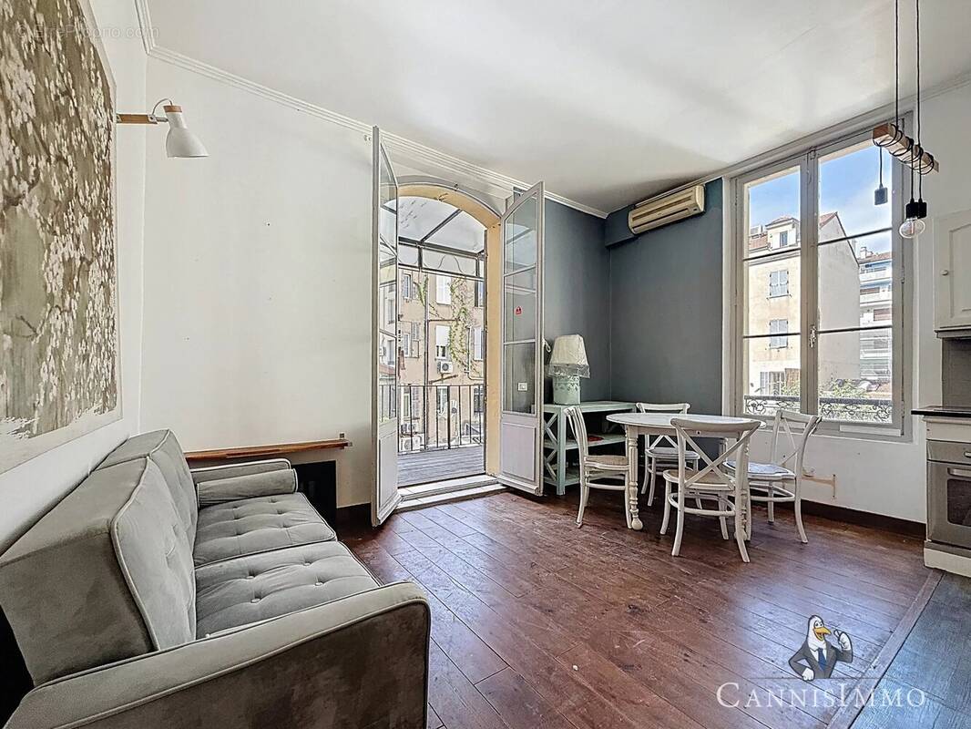 Appartement à CANNES