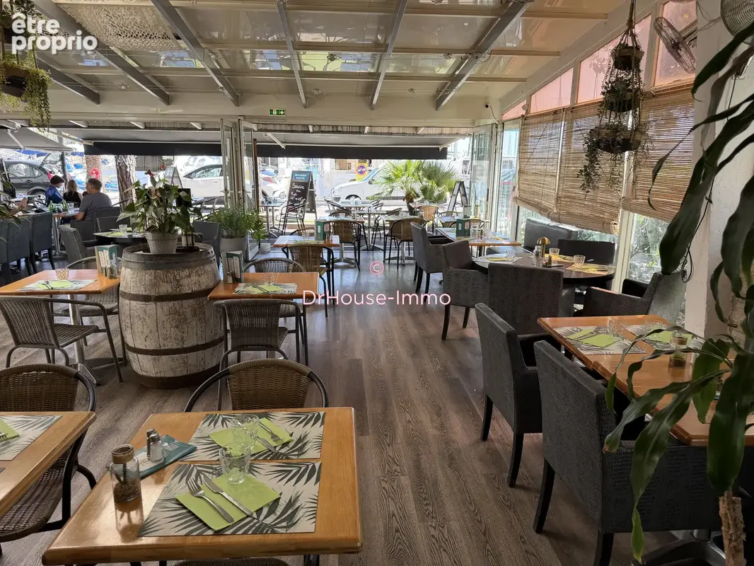 Commerce 202 m² à vendre à Villeneuve-Loubet (06270) - photo 9