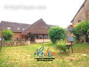 Maison à LA CELLE-SAINT-CYR