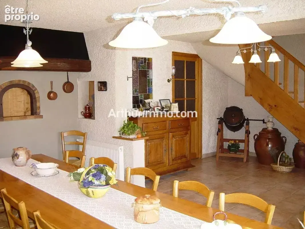 PRESILLY (39 JURA), à vendre maison 195 m², 4 chambres avec sdb et WC, 6 pièces, idéal gîte touristique. - photo 7