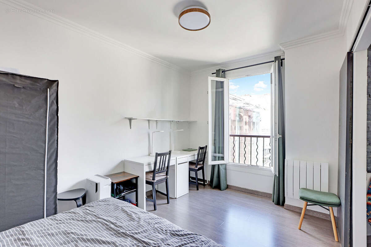 Appartement à PARIS-18E