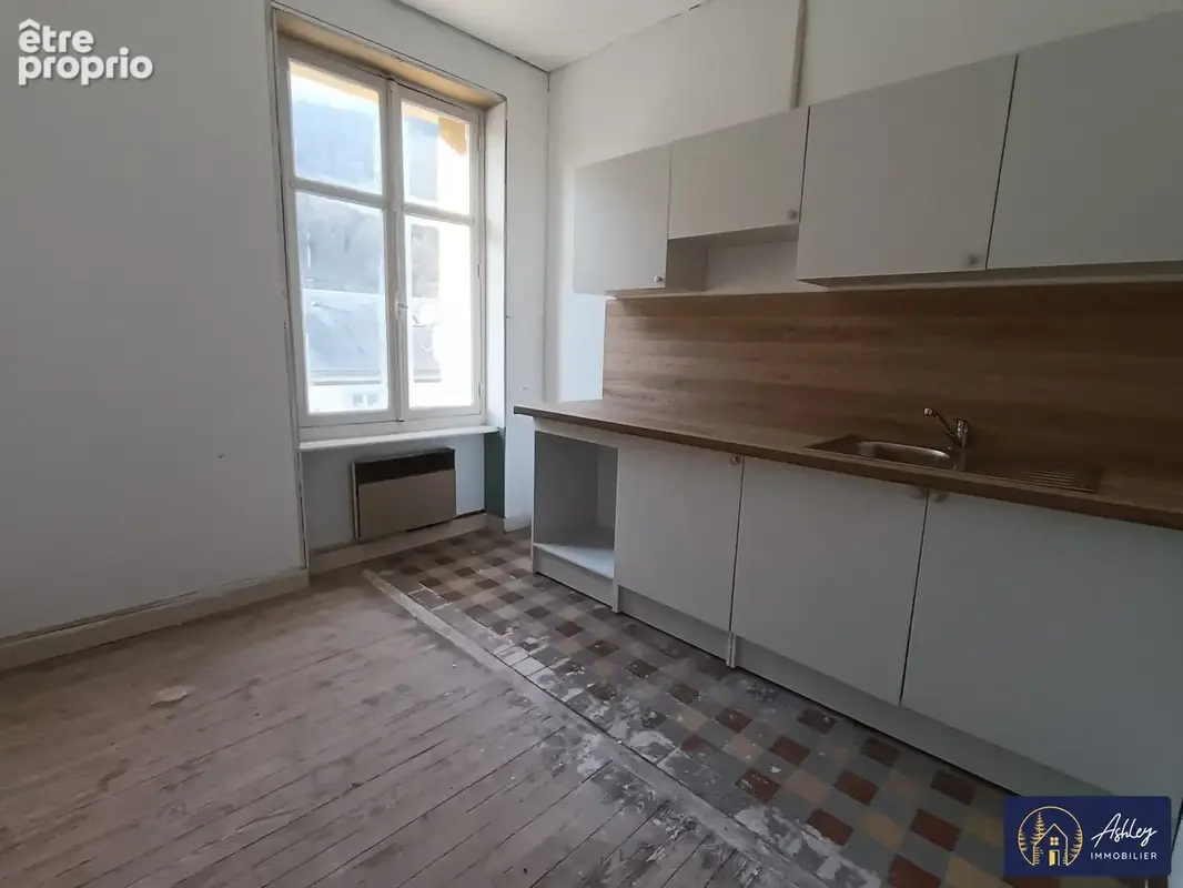Appartement 288 m² à vendre à Bort-Les-Orgues (19110) - photo 2