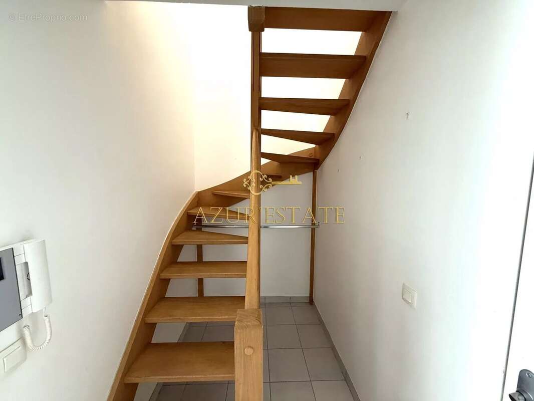 Appartement à BEAUSOLEIL
