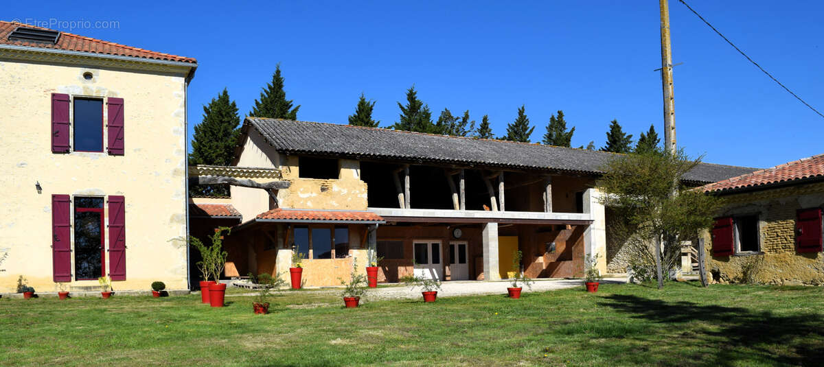 Maison à SARAMON