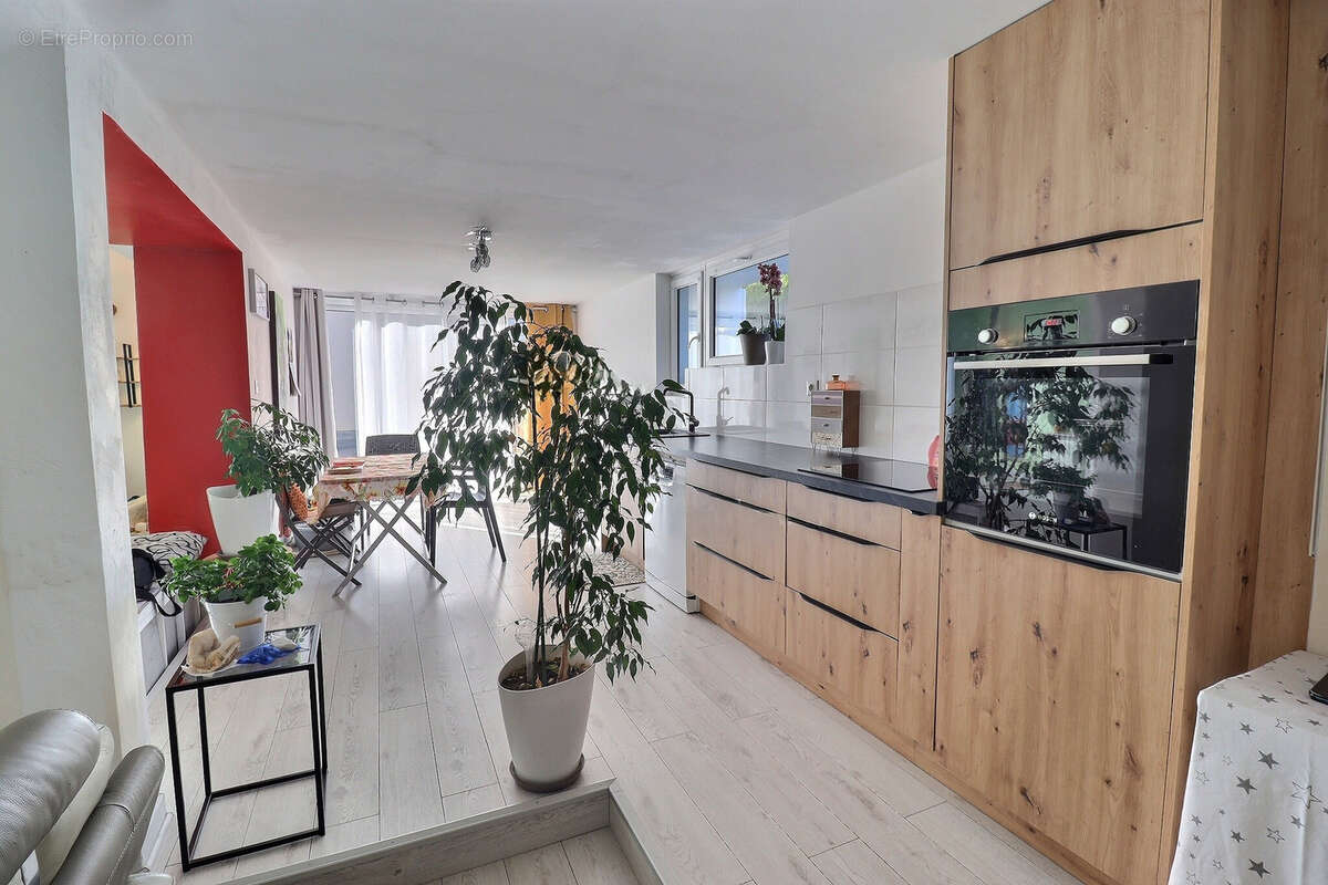 Maison à SCIEZ