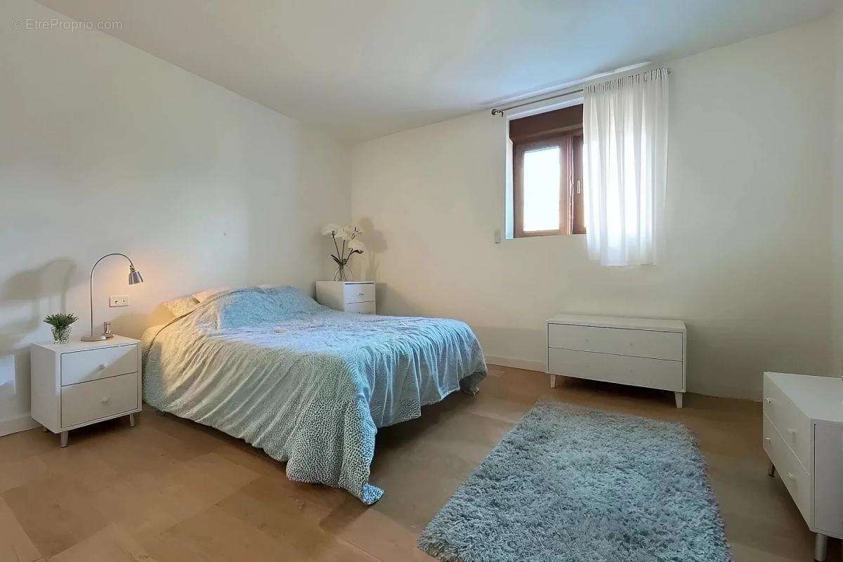 Appartement à SAINT-PIERRE-EN-FAUCIGNY