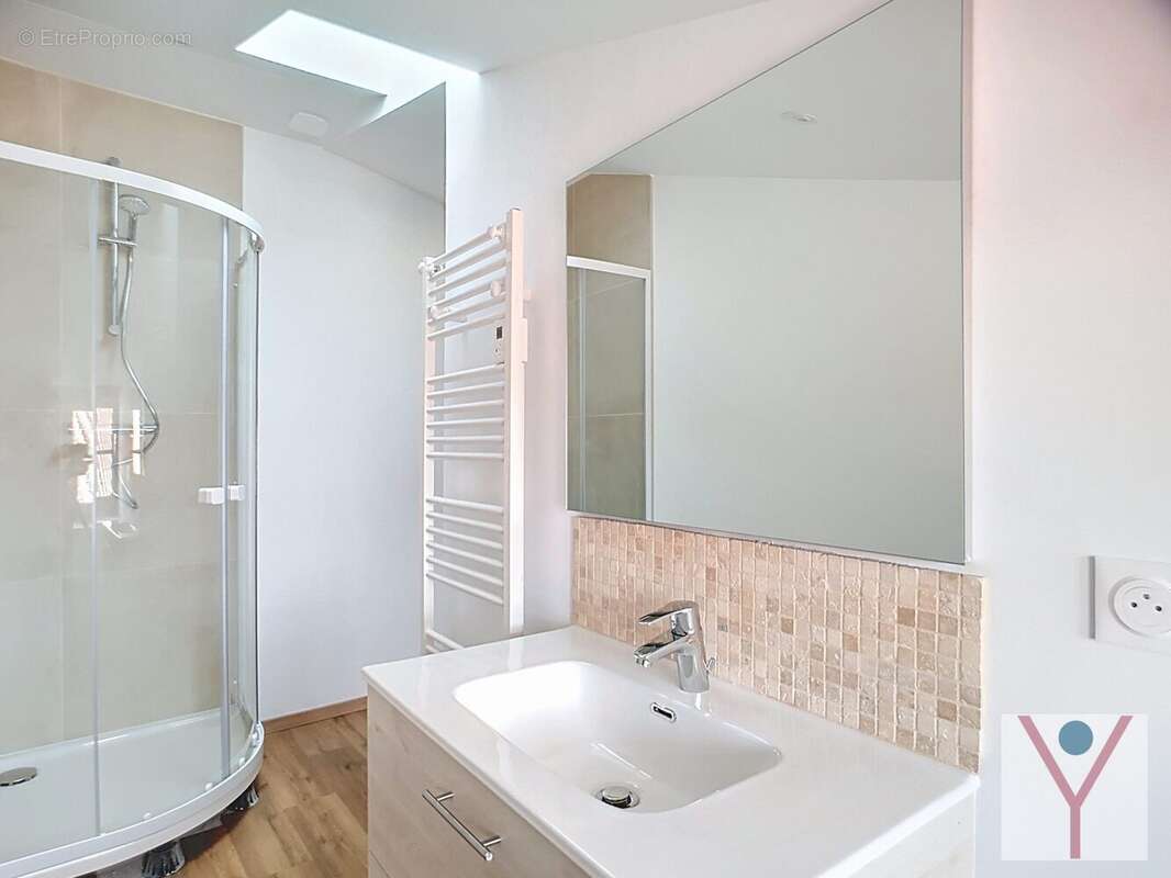 Appartement à THOISSEY