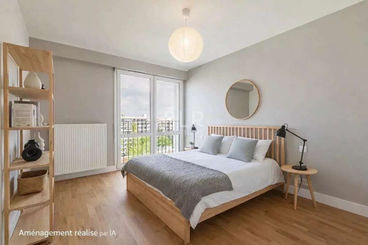 Appartement à COURBEVOIE