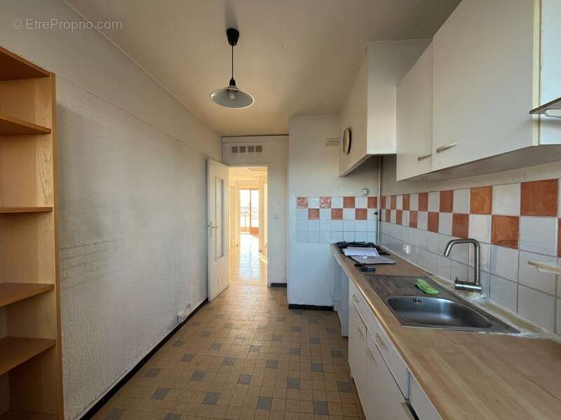 Appartement à MARSEILLE-10E