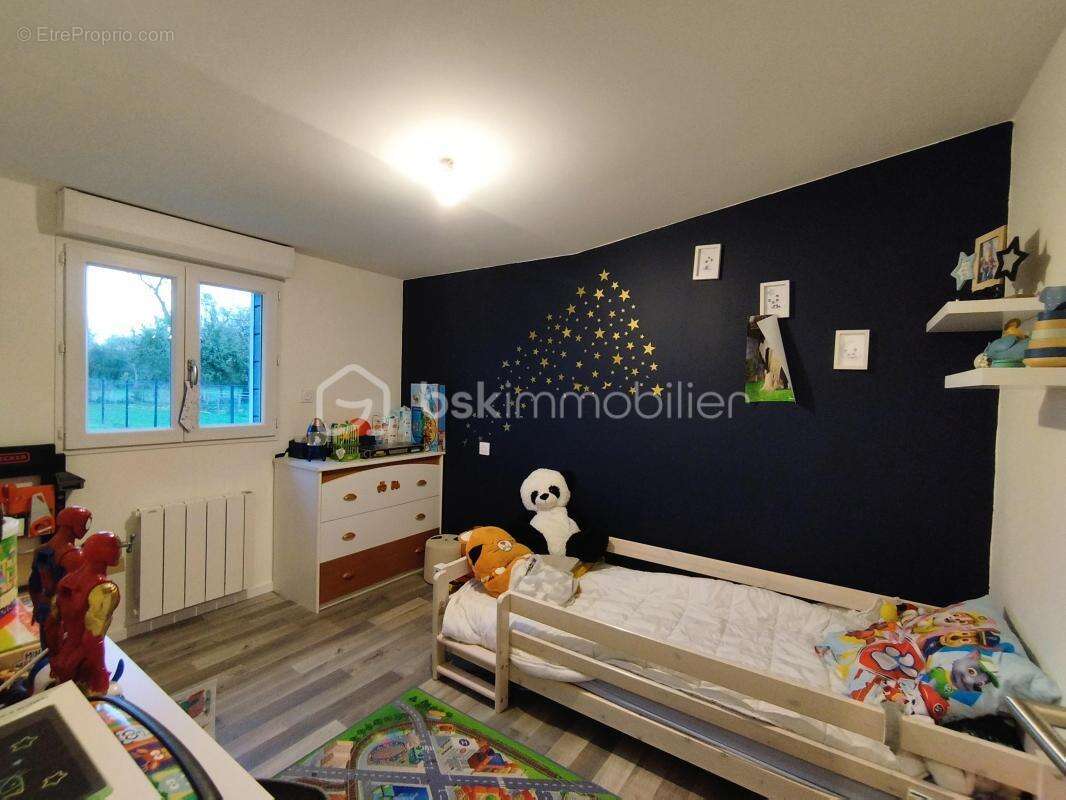 Maison à CHATEAUNEUF-SUR-SARTHE