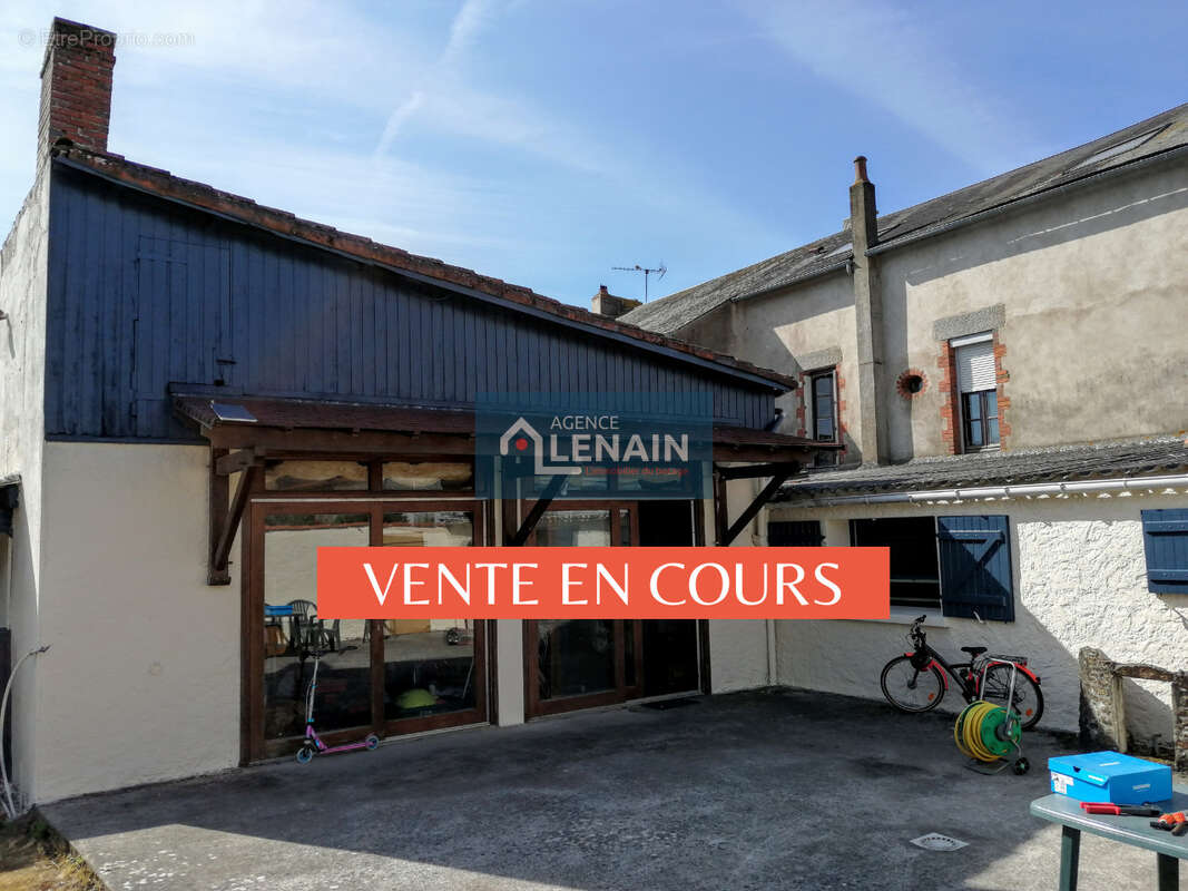 Maison à SAINT-MESMIN
