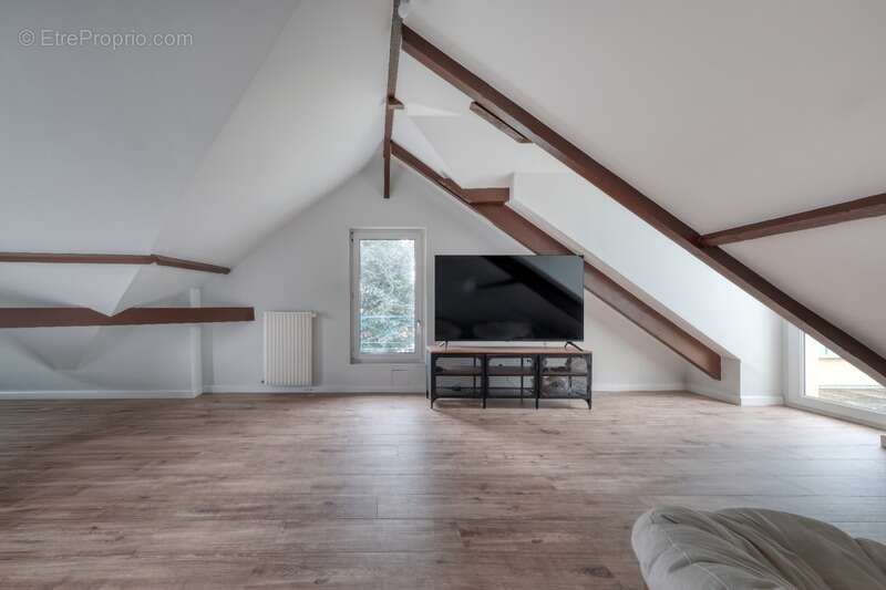 Maison bourgeoise en pierre de meulière 9 pièces - 6 chambres - Appartement indépendant - Savigny sur Orge (91) - photo 17