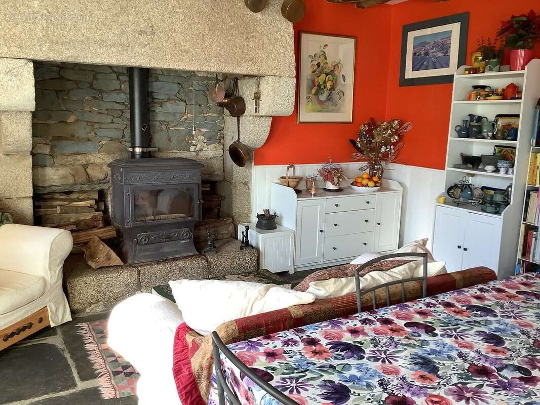 Maison de caractère en pierres avec terrain et un bois en bord de Blavet - photo 6