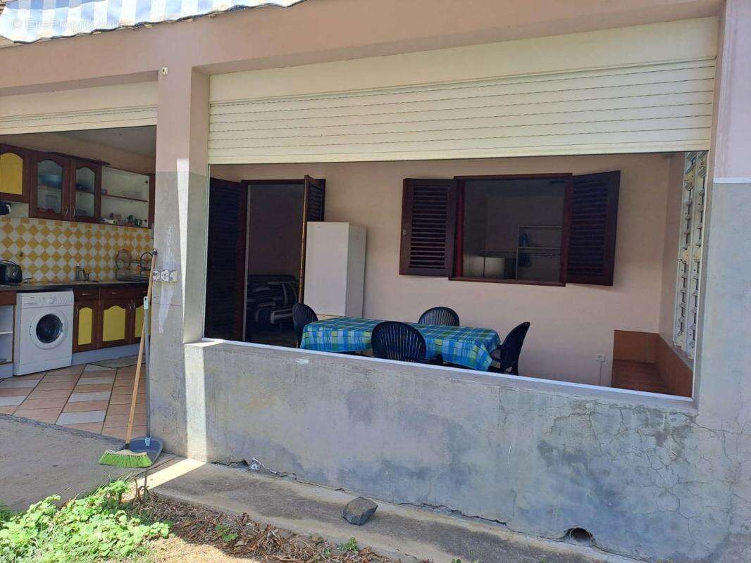 A VENDRE – Maison avec fort potentiel locatif à Dizac au Diamant - photo 15