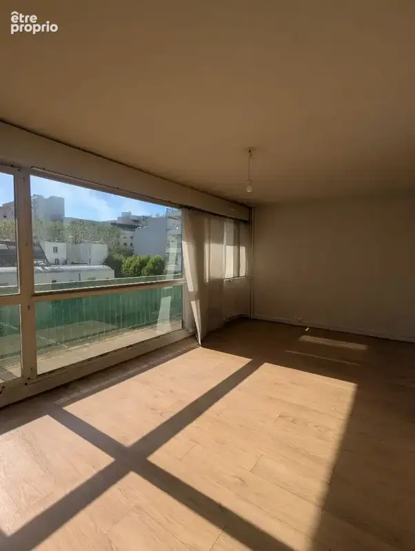 Appartement à PARIS-20E