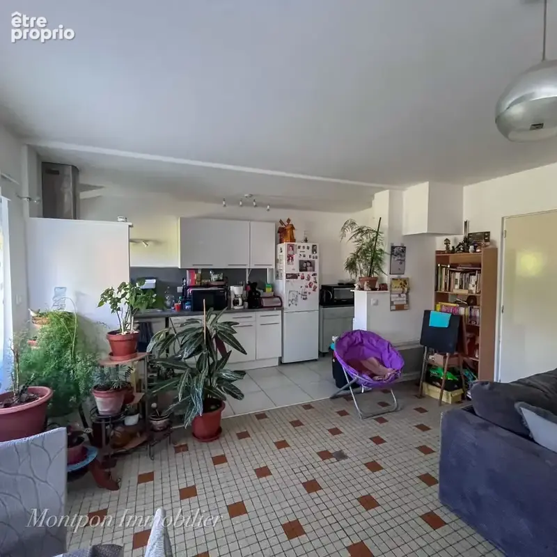 Maison d'habitation avec dépendances et logement loué - photo 13