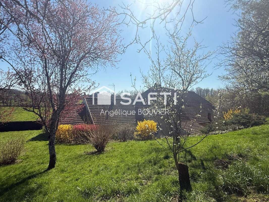 Photo 2 - Maison à MONT-SOUS-VAUDREY