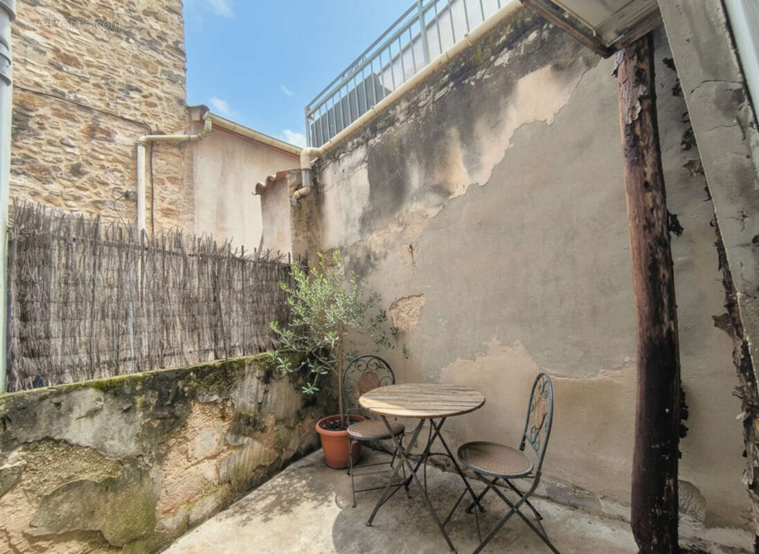 Autre à CARPENTRAS