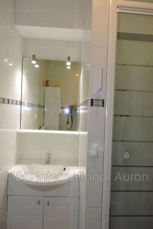 Appartement à SAINT-ETIENNE-DE-TINEE