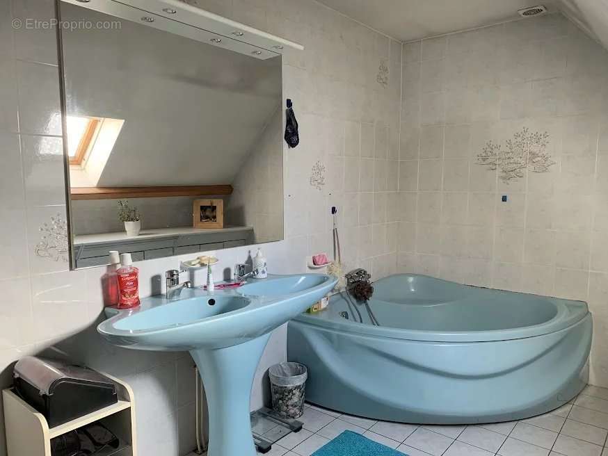 Maison à MILLY-LA-FORET