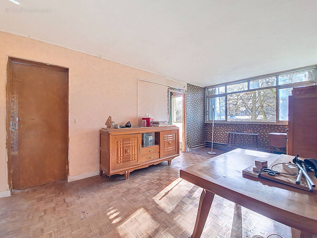 Appartement à VERNEUIL-SUR-SEINE