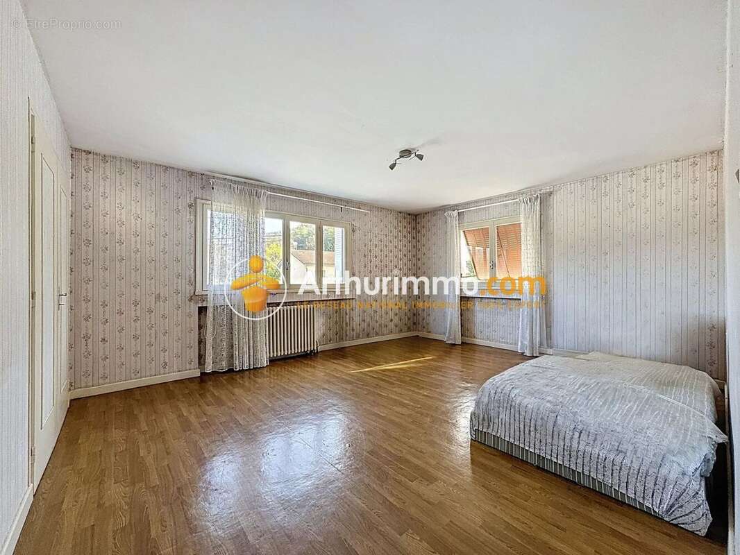 Maison à SAINT-SAVIN