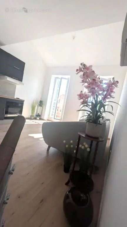 A vendre studio de 21.32m² habitable à Pourrières - photo 2