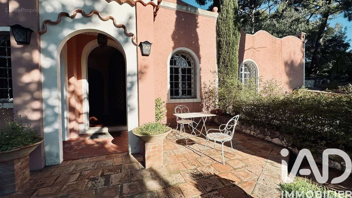 Photo 3 - Maison à TOULON