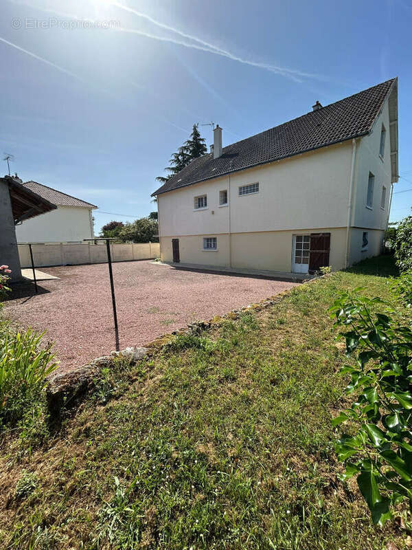 Maison à THURE