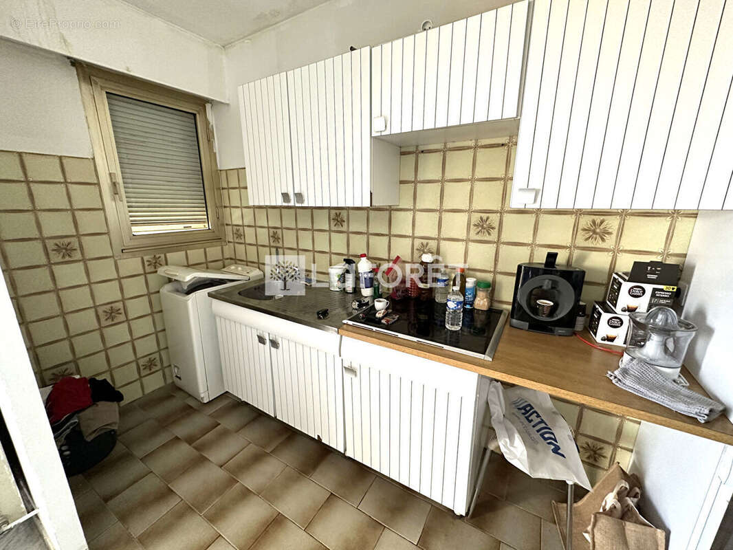 Appartement à SAINT-LAURENT-DU-VAR