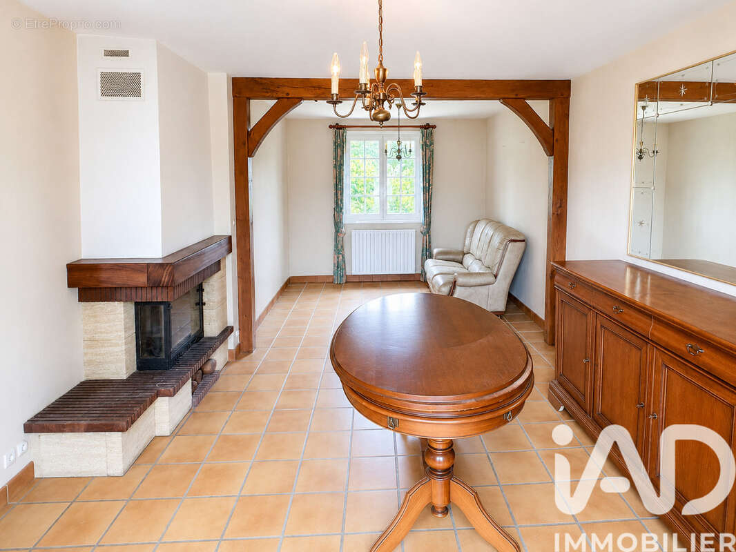 Maison 112 m² à Ingre  - photo 2