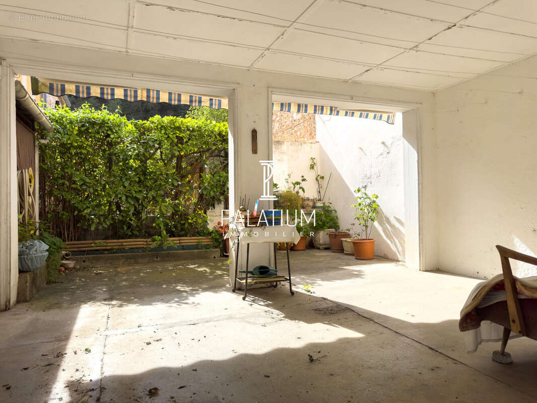 Maison à CHATEAU-ARNOUX-SAINT-AUBAN
