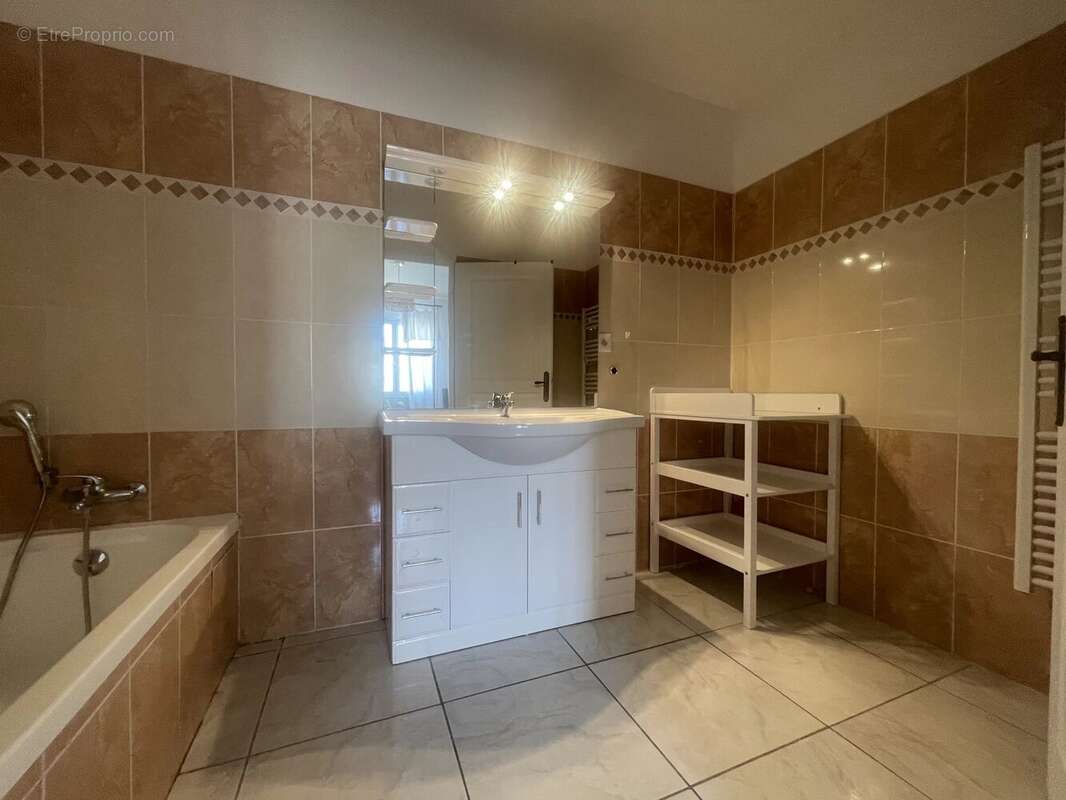 A vendre maison alès  quartier du rieu - photo 13